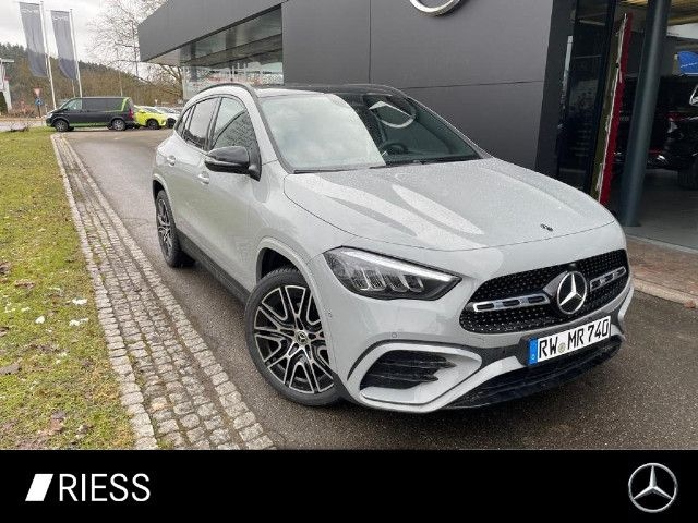 Mercedes-Benz GLA 200