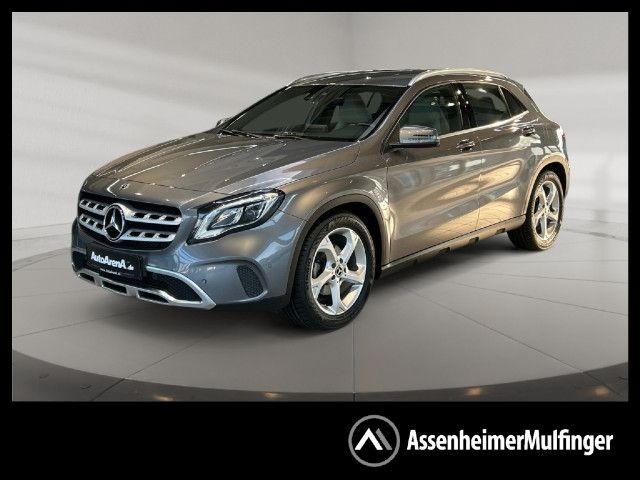 Mercedes-Benz GLA 200
