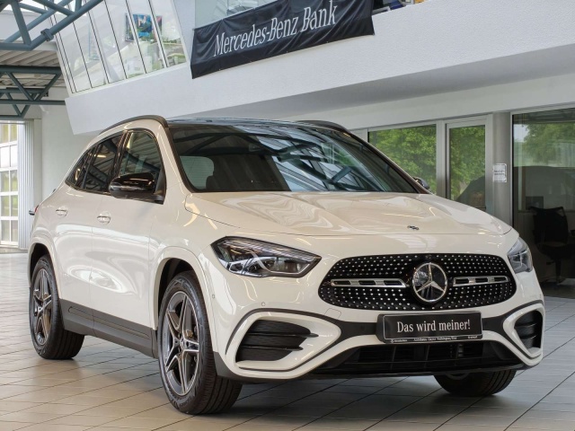 Mercedes-Benz GLA 200