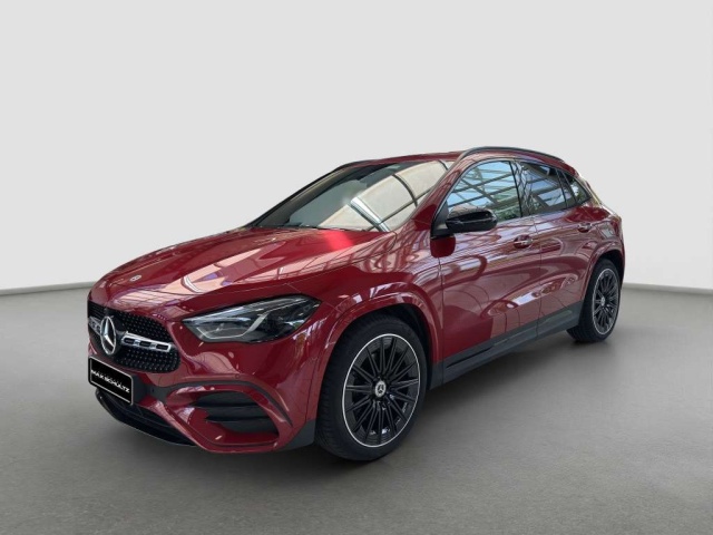 Mercedes-Benz GLA 200