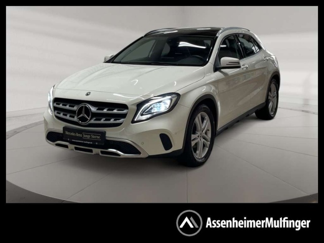 Mercedes-Benz GLA 200