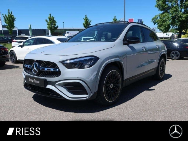 Mercedes-Benz GLA 200