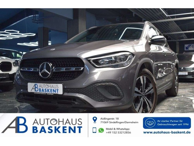 Mercedes-Benz GLA 200