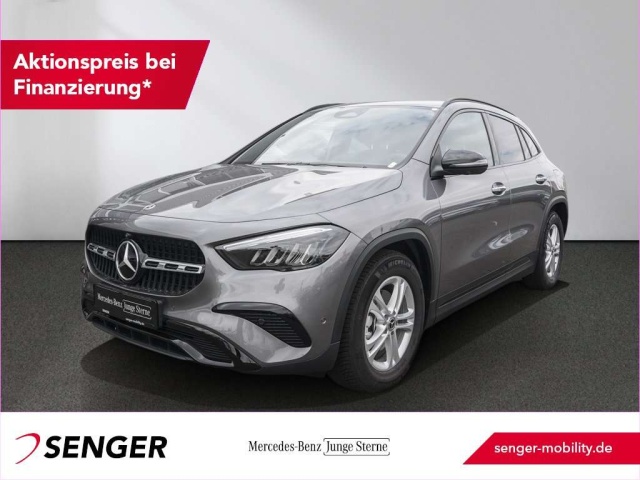 Mercedes-Benz GLA 200