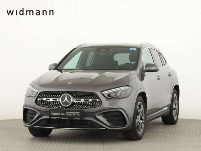 Mercedes-Benz GLA 200