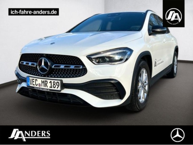 Mercedes-Benz GLA 200