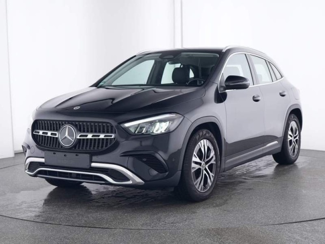 Mercedes-Benz GLA 220