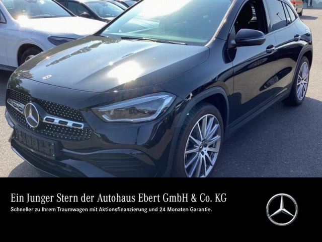 Mercedes-Benz GLA 220