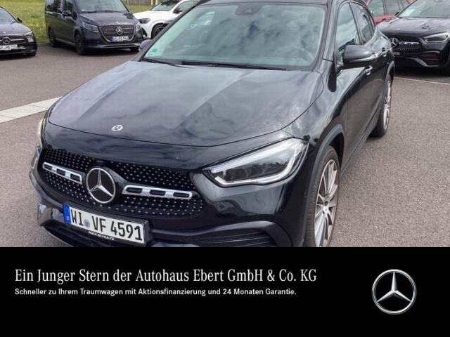 Mercedes-Benz GLA 220