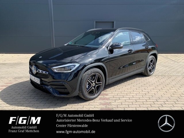 Mercedes-Benz GLA 220