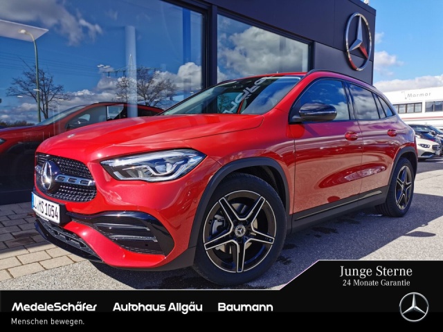 Mercedes-Benz GLA 220