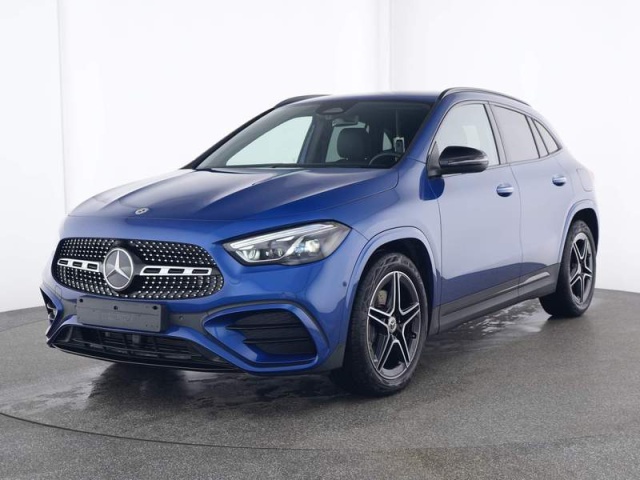 Mercedes-Benz GLA 220