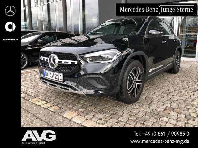 Mercedes-Benz GLA 220