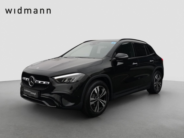 Mercedes-Benz GLA 220