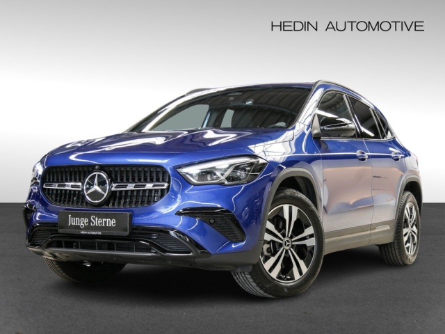 Mercedes-Benz GLA 220