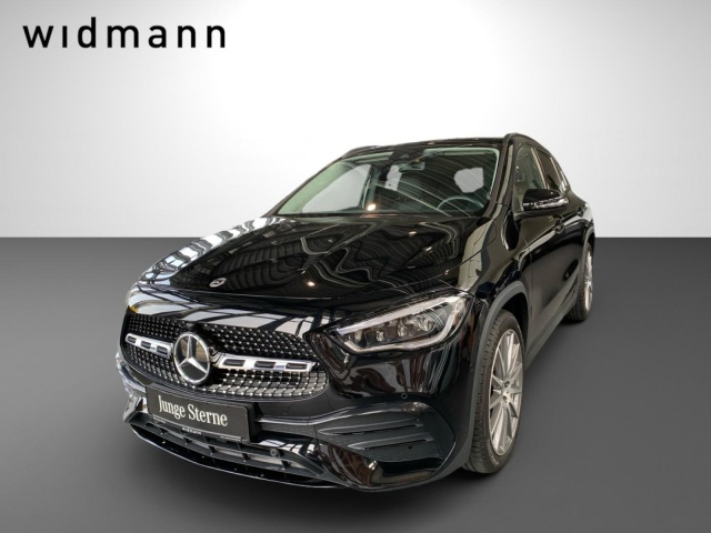 Mercedes-Benz GLA 220