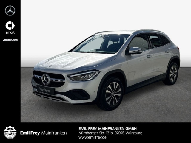 Mercedes-Benz GLA 220