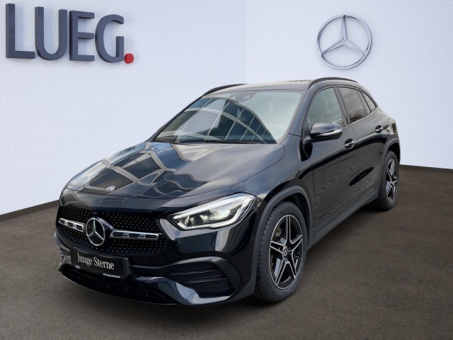 Mercedes-Benz GLA 220