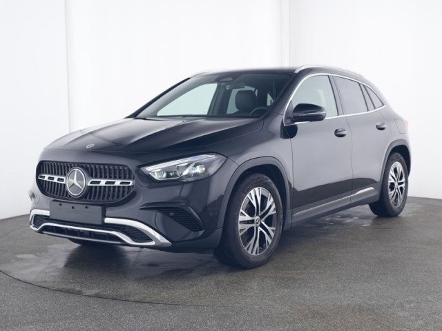 Mercedes-Benz GLA 220