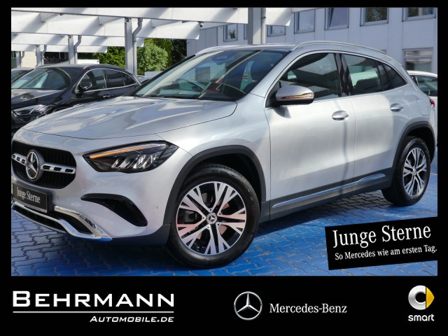 Mercedes-Benz GLA 220