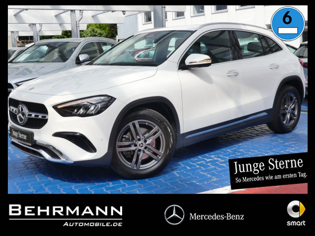Mercedes-Benz GLA 220