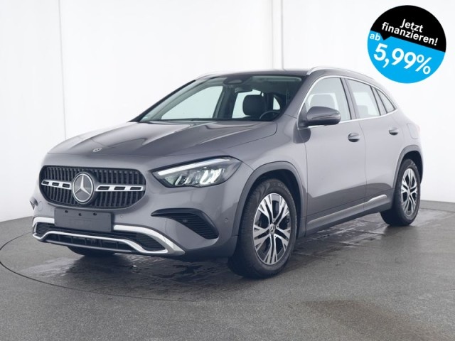 Mercedes-Benz GLA 220