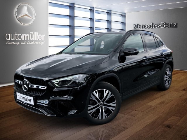 Mercedes-Benz GLA 220