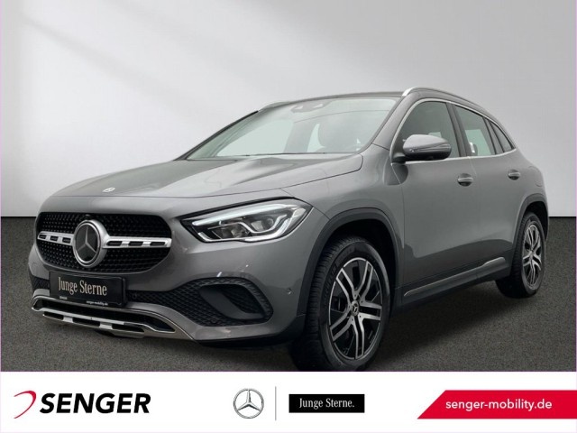 Mercedes-Benz GLA 220