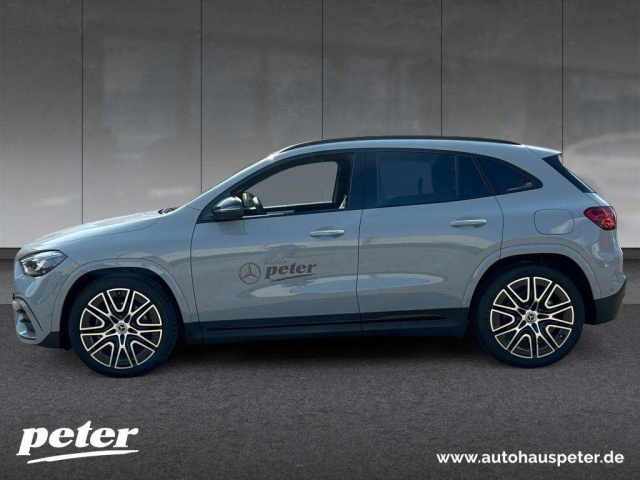 Mercedes-Benz GLA 220