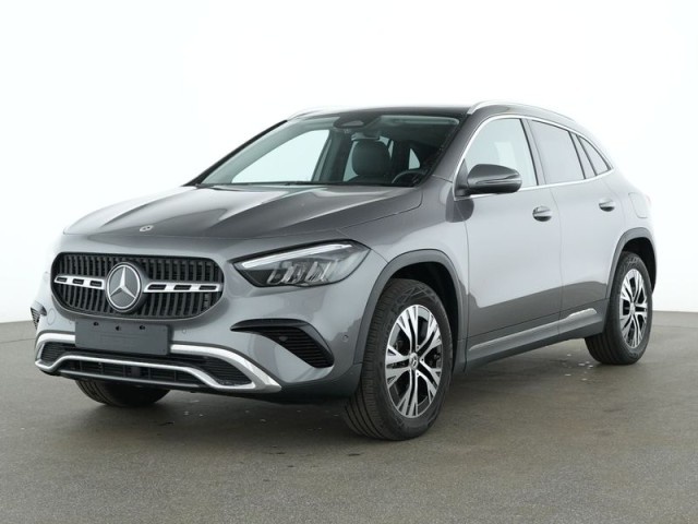 Mercedes-Benz GLA 220