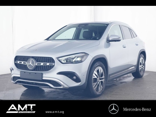 Mercedes-Benz GLA 220