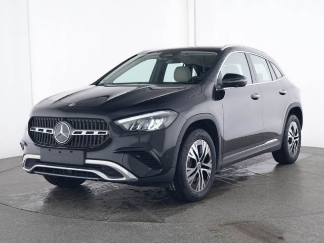 Mercedes-Benz GLA 220