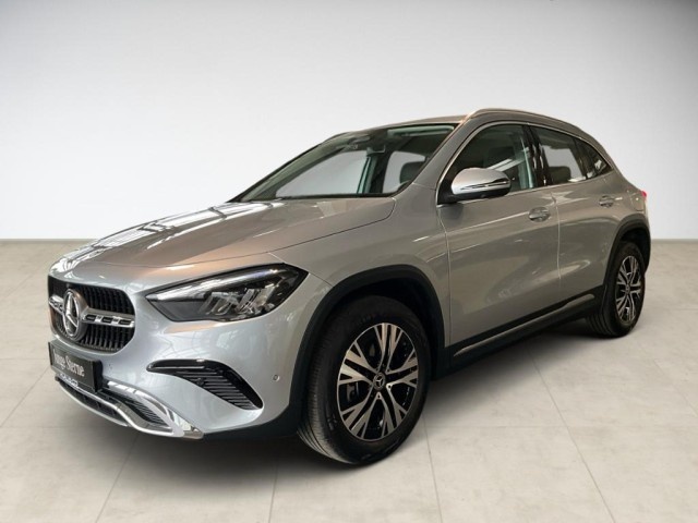 Mercedes-Benz GLA 220