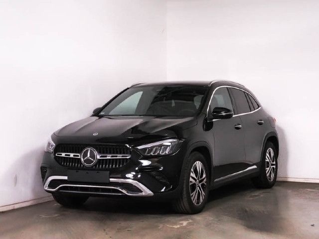 Mercedes-Benz GLA 220