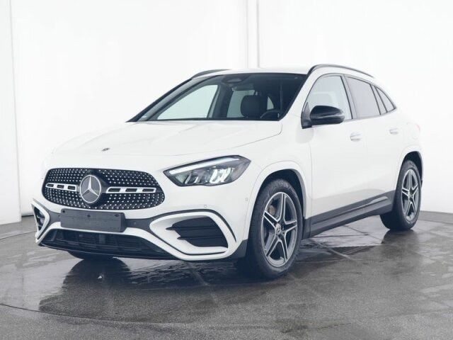 Mercedes-Benz GLA 220