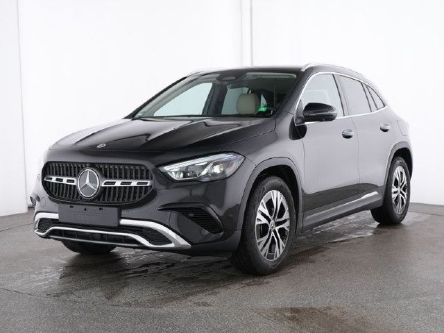 Mercedes-Benz GLA 220