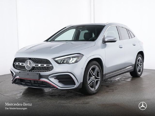Mercedes-Benz GLA 220