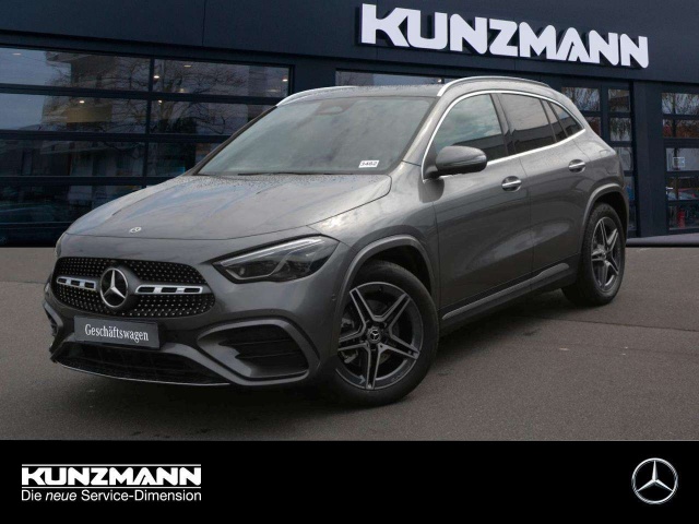 Mercedes-Benz GLA 220