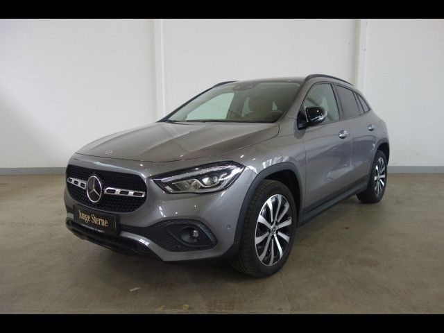 Mercedes-Benz GLA 220