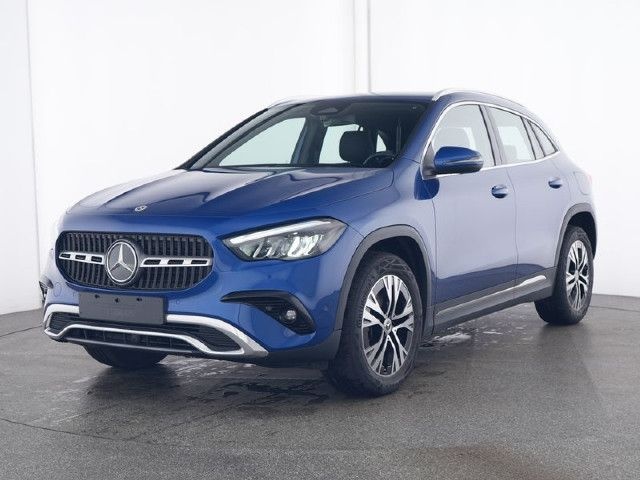 Mercedes-Benz GLA 220