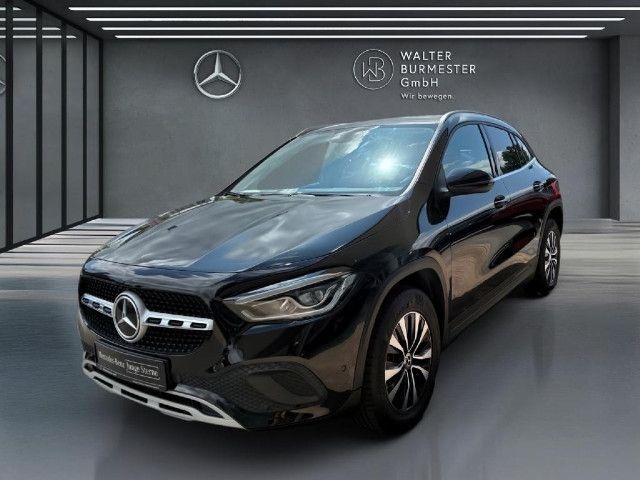 Mercedes-Benz GLA 220