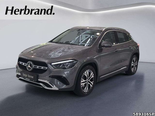 Mercedes-Benz GLA 220