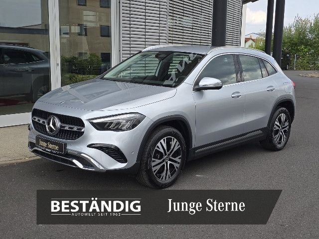 Mercedes-Benz GLA 220