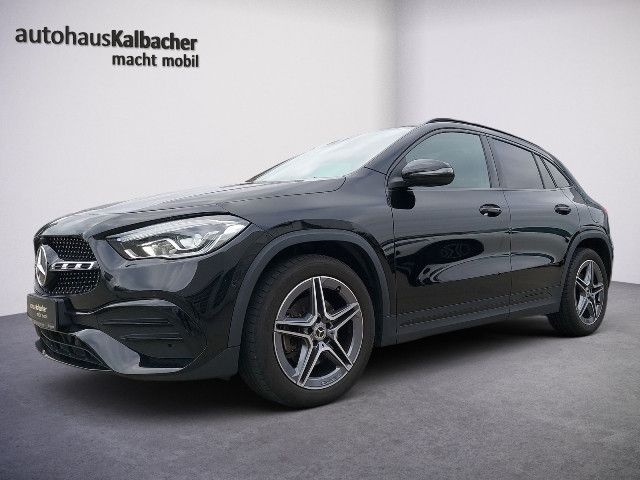 Mercedes-Benz GLA 220