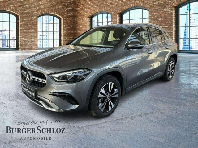 Mercedes-Benz GLA 220
