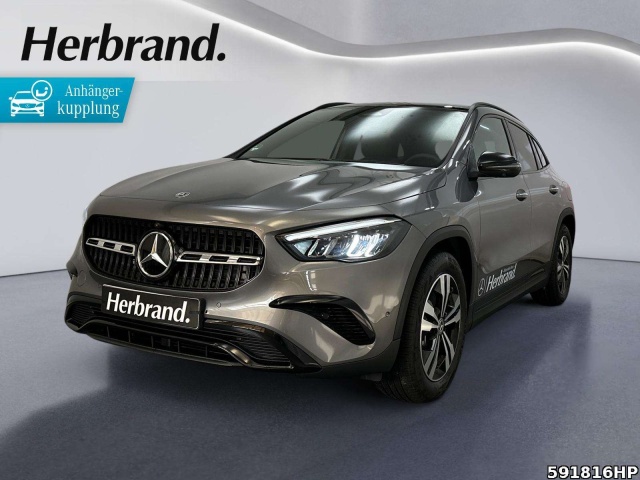 Mercedes-Benz GLA 220