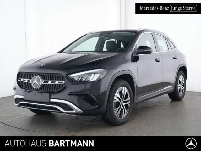 Mercedes-Benz GLA 220