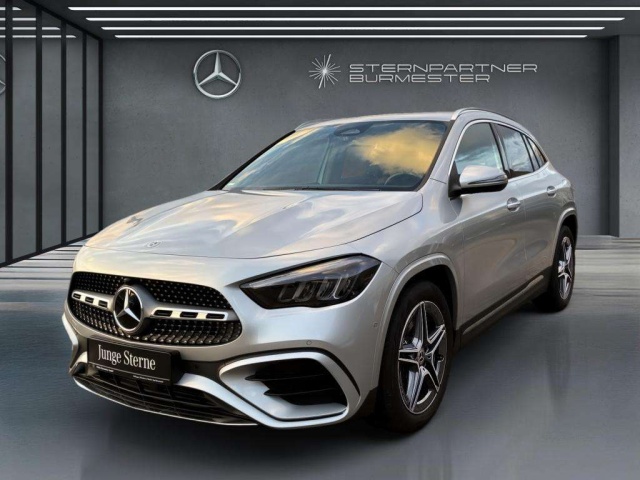 Mercedes-Benz GLA 220