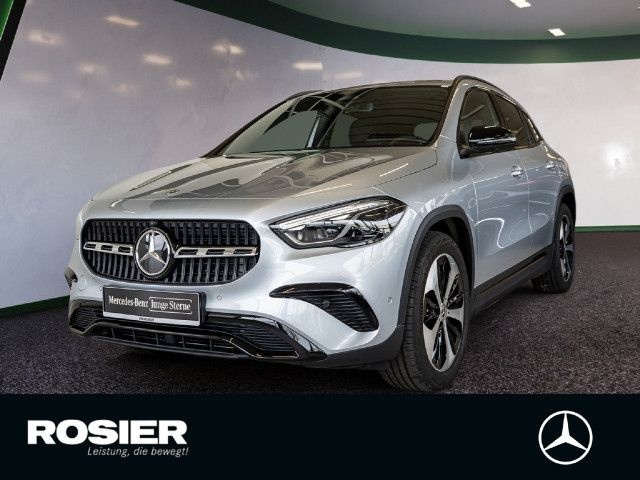Mercedes-Benz GLA 220