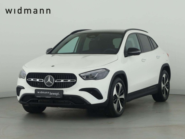 Mercedes-Benz GLA 220